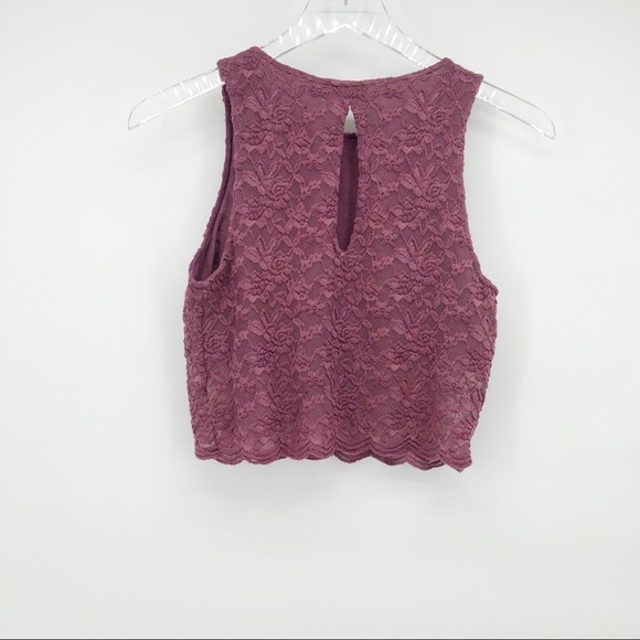 FREE PEOPLE lace tank with scalloped detail. - Picture 2 of 5